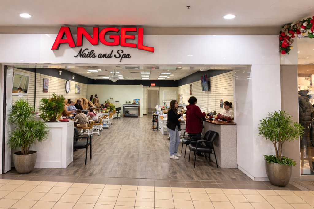 Nail salon in yarmouth